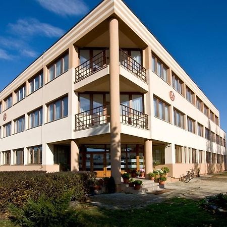 Vasvirag Hotel Celldömölk Dış mekan fotoğraf