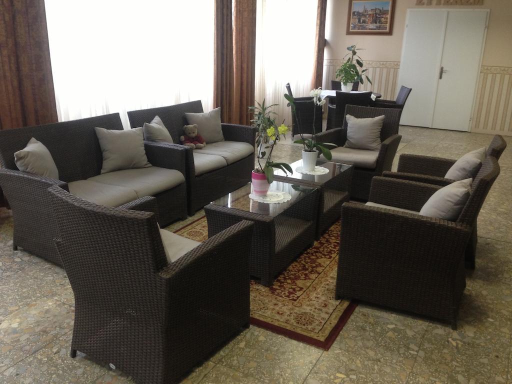 Vasvirag Hotel Celldömölk Dış mekan fotoğraf
