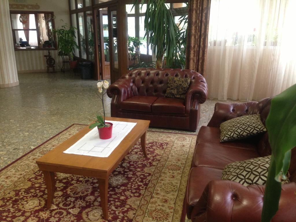 Vasvirag Hotel Celldömölk Dış mekan fotoğraf